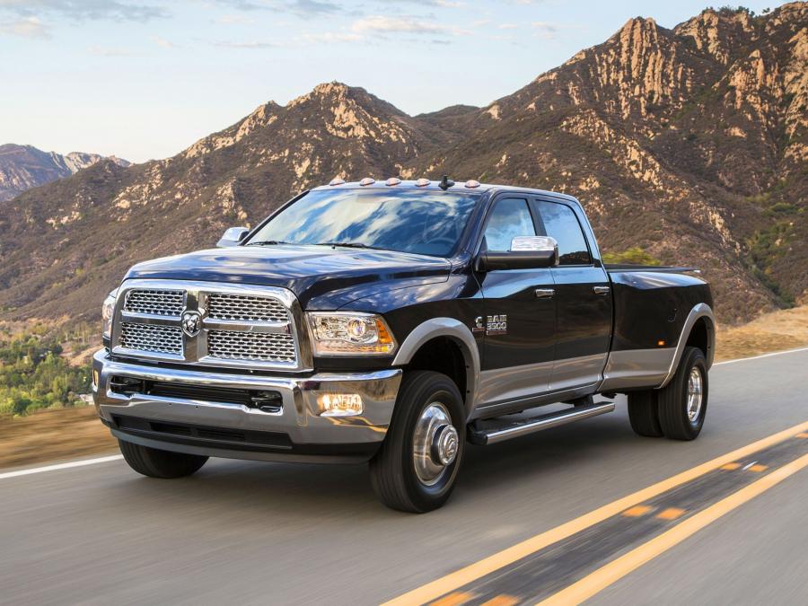  Dodge Ram 3500 Laramie Crew Cab 2012 года  (фото 3 из 9)